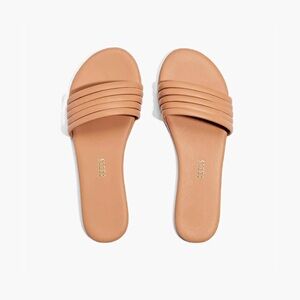 TKEES Serena Slide Sandals in Pout Size 6